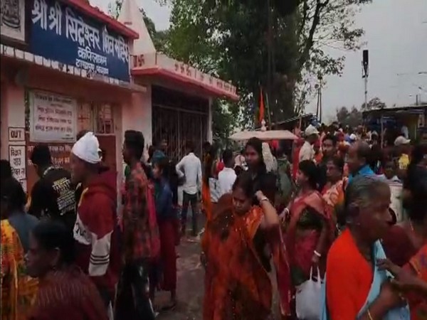 Assam: Thousands of pilgrims take holy dip during Baruni Snan Mahotsav at Badarpur, Karimganj district