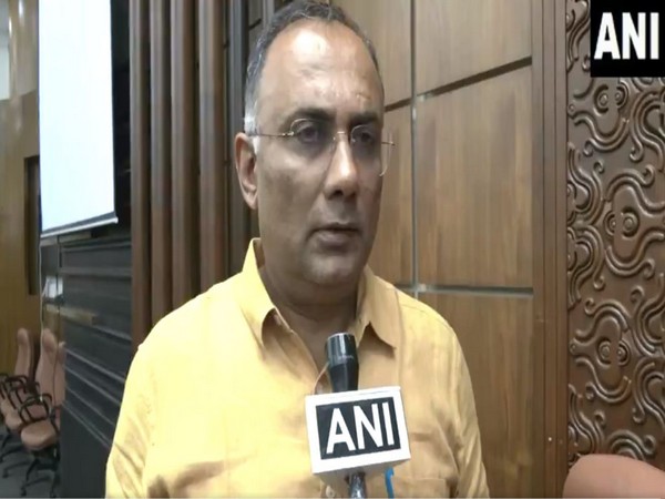 "Your drama of sitting on streets is understood by sensible Kannadigas": Dinesh Gundu Rao on BJP MPs protest over 'Azaan' row 