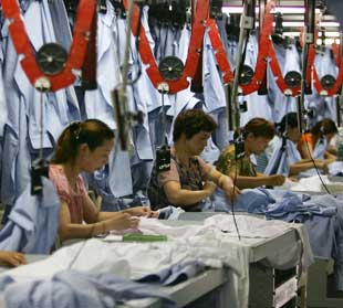China July factory activity shrinks for 4th month - official PMI