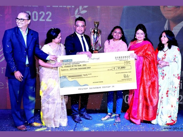 GIBS, Bangalore continues its tradition of honouring talent with 'Student of the Year 2022'