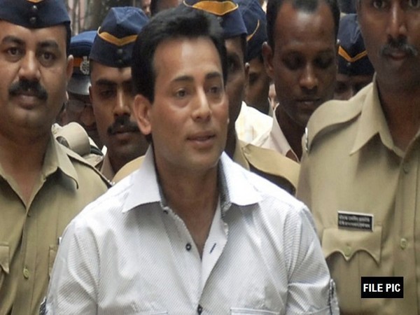 Abu Salem case: Compliance of assurance to Portugal at 'appropriate time', Centre tells SC