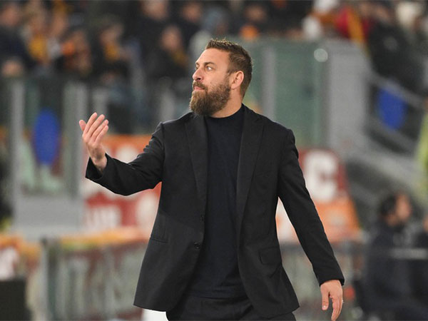 AS Roma coach Daniele De Rossi lauds Shaarawy for performance against AC Milan in UEL quarter-final