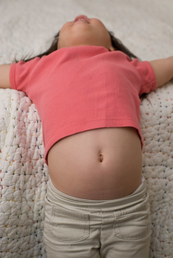 Swallowing button batteries can damage stomach lining in kids