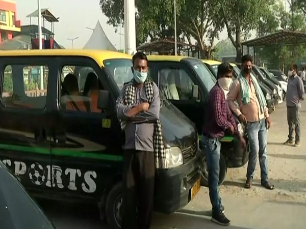 Taxi drivers in the national capital thank Centre, Delhi govt for allowing resumption of services