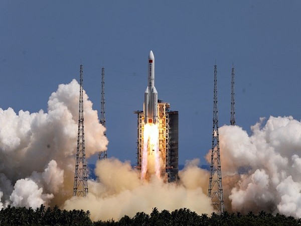 A startup wants to be "Booking.com for rocket launches"