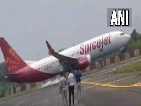 Delhi-bound SpiceJet flight returns back after bird hit, alternate plane being arranged 