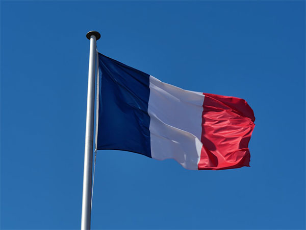 France kicks off second round of legislative elections