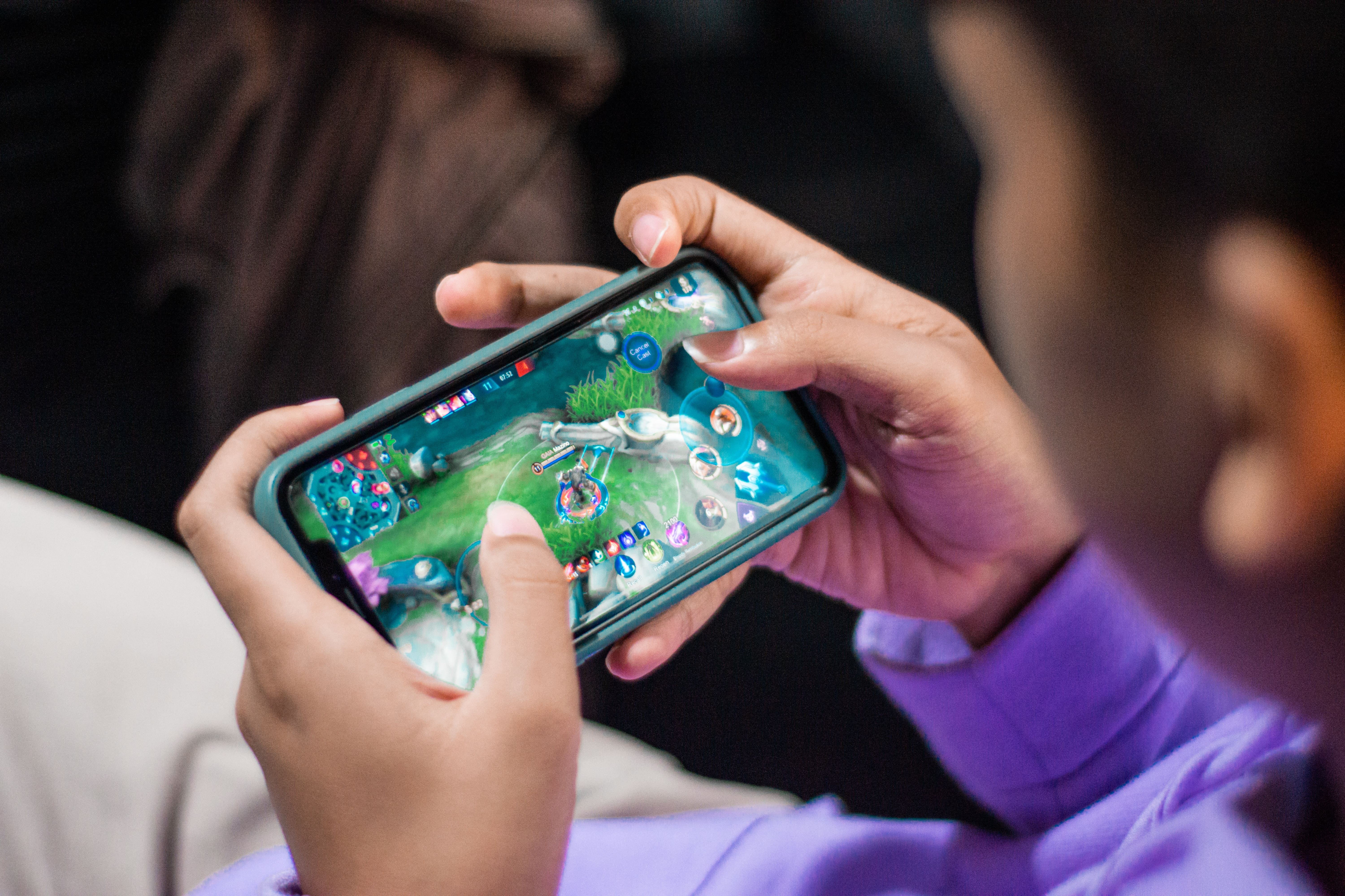Mobile Gaming Trends and Mechanics to Know in 2023