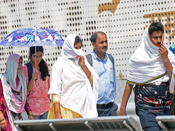 Nine people admitted due to heatstroke at Delhi's LNJP Hospital 