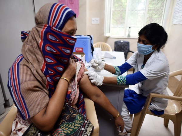 Over 2.60 crore unutilised COVID-19 vaccine doses available with states, UTS: Centre