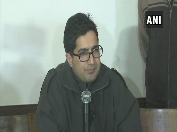 Delhi HC seeks response from Centre on Shah Faesal's plea challenging his detention  