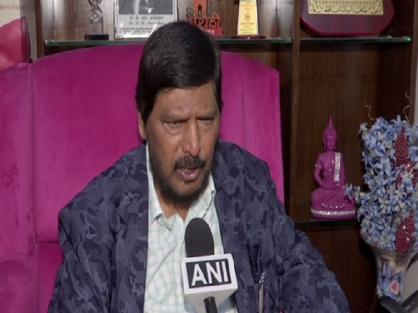 Sonia should have made Pawar PM in 2004 instead of Manmohan if she was unwilling: Athawale