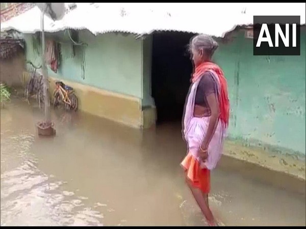 Flood in Chhattisgarh village after breach in dam gates