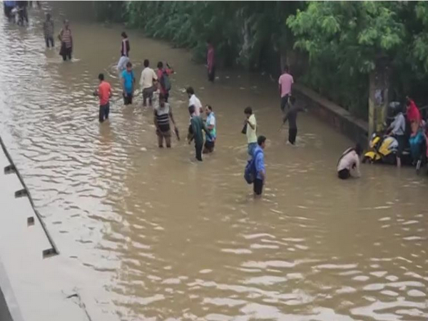 Haryana: Heavy rain lashes Gurugram again, residents grapple with waterlogging