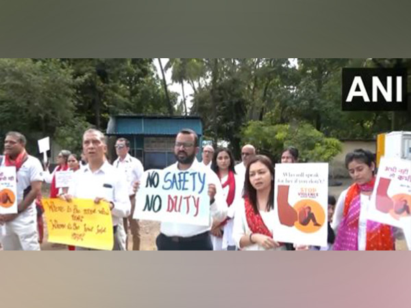 Family of Narendra Dabholkar Challenges Acquittal of Accused in His Murder Case