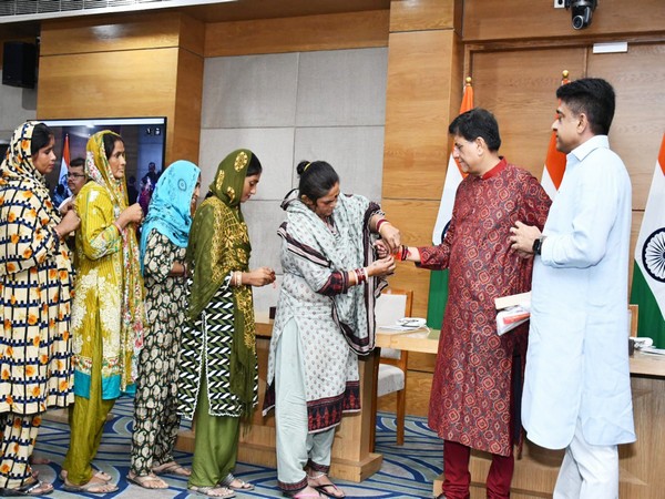 Union Commerce Minister Piyush Goyal Celebrates Raksha Bandhan with Women Refugees and Spiritual Leaders in Delhi