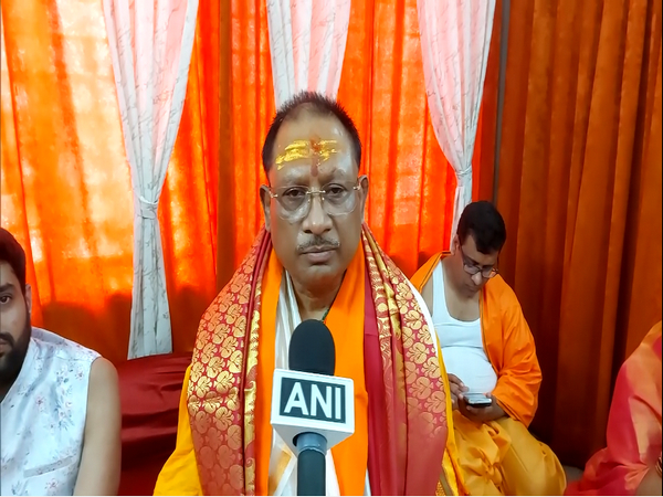 Chhattisgarh CM Vishnu Deo Sai Offers Prayers at Mahakaleshwar Temple on Savan's Last Monday