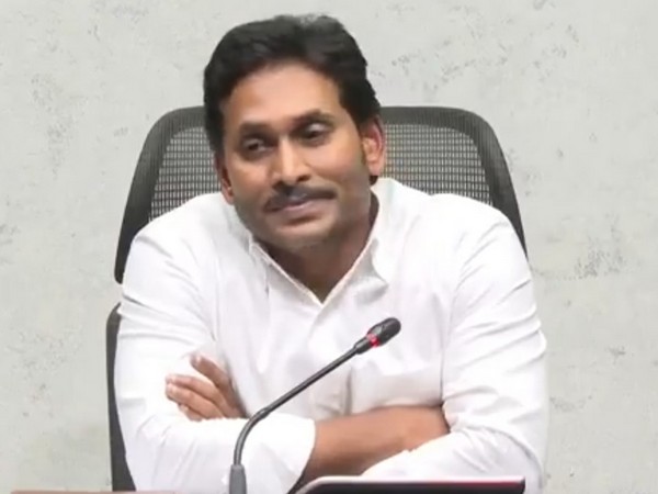 YS Jaganmohan Reddy Criticizes Government Over Tragic Food Poisoning Incident