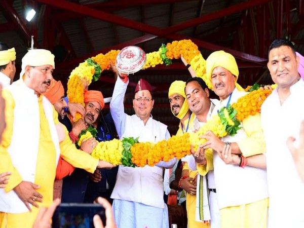 Chief Minister Dhami Celebrates Raksha Bandhan at Bagwal Fair