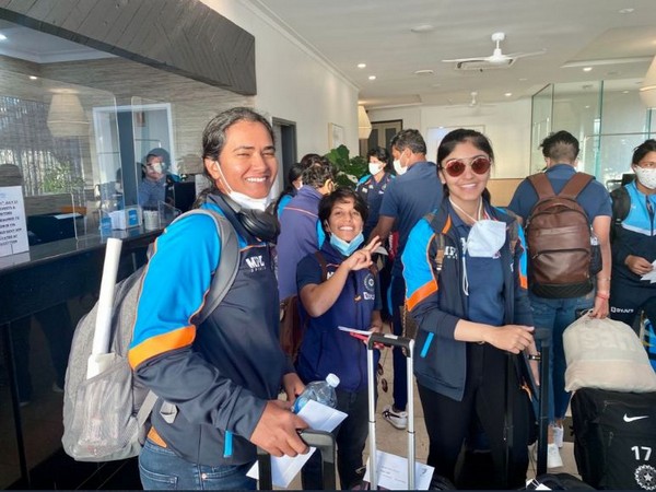 AUS W v IND W: Visitors arrive in Mackay for first ODI