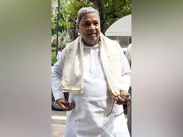 Karnataka Ministers to discuss Cauvery water sharing dispute tomorrow in Delhi