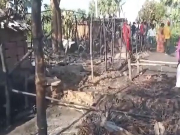 Mufassil Mayhem: Houses Torched Amidst Land Dispute in Bihar