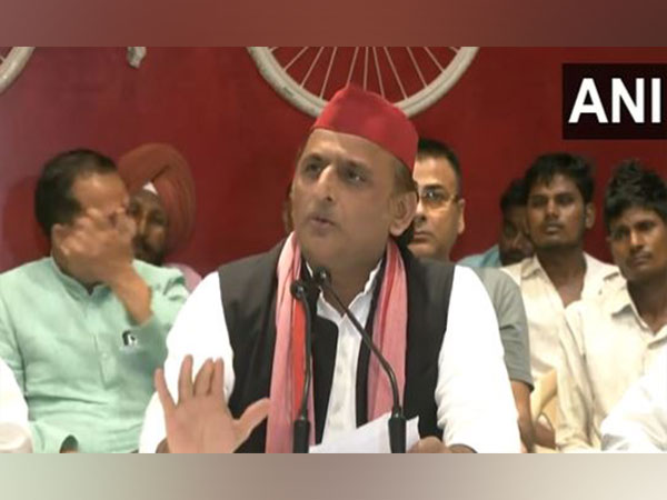 Akhilesh Yadav Criticizes BJP: Calls for STF Involvement in Man-Animal Conflicts