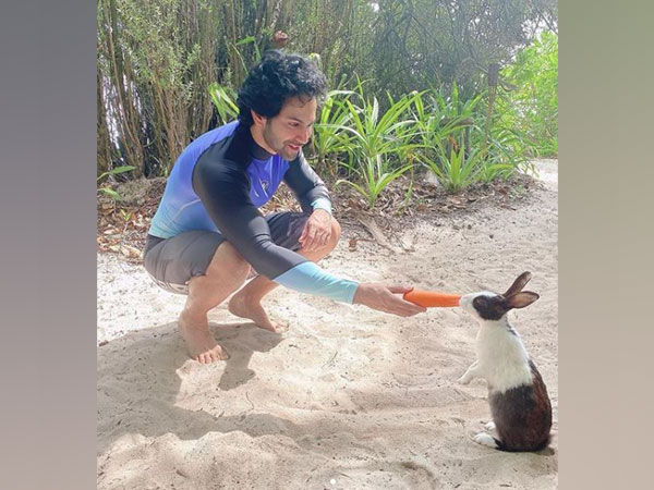 Varun Dhawan proves he's a true-blue pet lover in latest Instagram post
