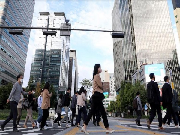 South Korea: With quarantine rules easing, companies resume overseas trips