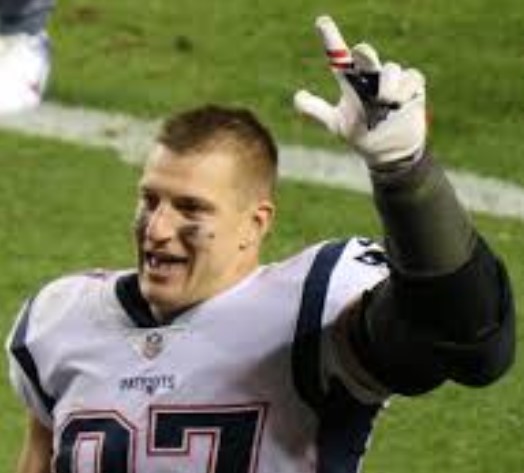 Gronk: Brady 'deserves' chance to explore free agency