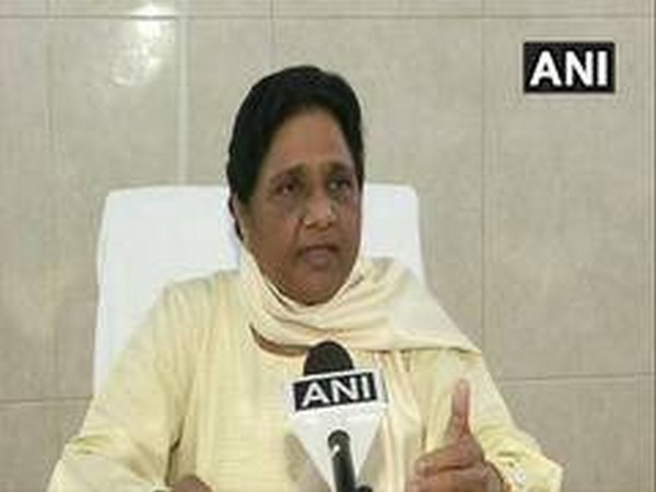 Centre should bear expenses of treatment of COVID-19 patients from weaker sections: Mayawati