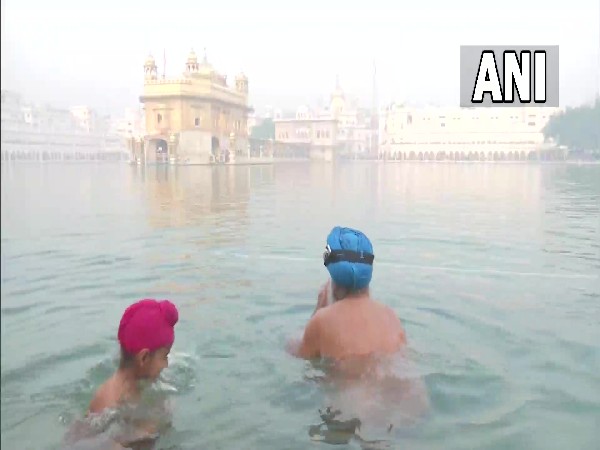 Amritsar: Devotees throng Golden Temple on Guru Nanak Jayanti