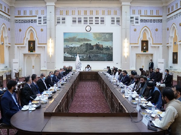 Afghanistan, Iran form joint committees to strengthen ties, ramp up economic growth