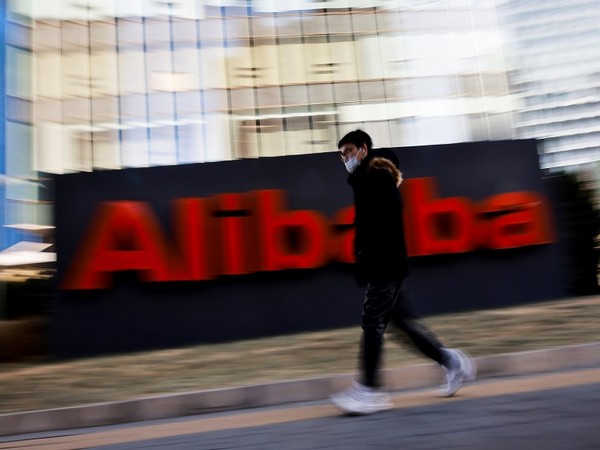 Hong Kong shares rise as Alibaba, Tencent rebound