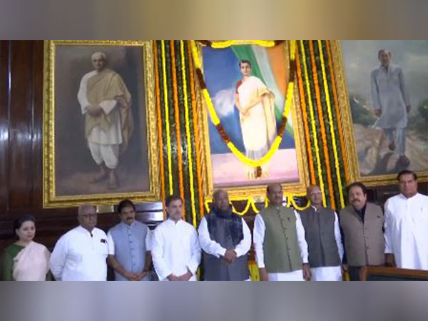 Congress Leaders Commemorate Indira Gandhi's Legacy on Birth Anniversary