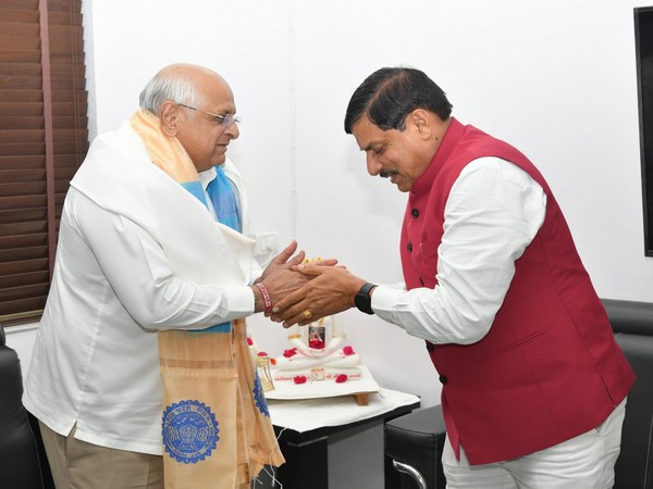 Gujarat and Madhya Pradesh Bolster Ties with Focus on Development