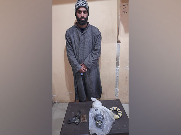 Lashkar associate arrested in J-K village; arms recovered