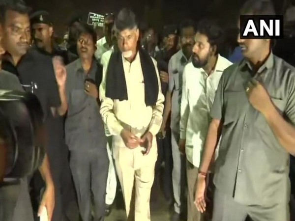 Chandrababu Naidu released in Mangalagiri town after being detained by Andhra Police 