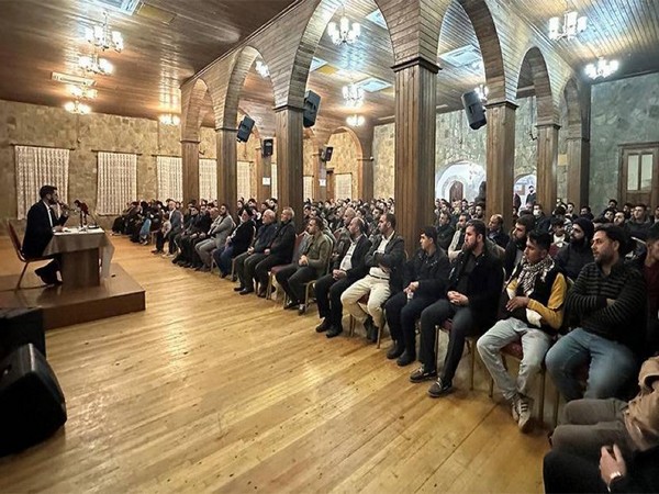 Hizb ut Tahrir in Turkey campaigning for establishment of 'Islamic Caliphate'