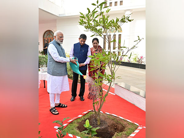 PM Modi, TN Governor Ravi plant 'Rudraksha' saplings on Raj Bhavan premises