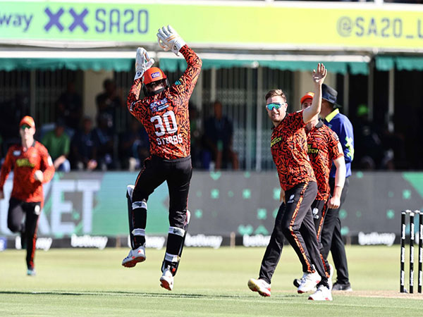 Sunrisers Eastern Cape Blaze into SA20 Playoffs with Thrilling Victory