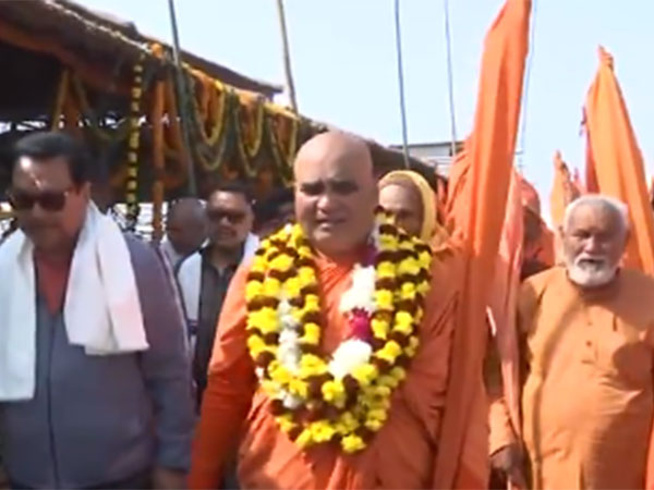 Sacred Dip: Deputy CM Chowna Mein's Spiritual Journey at Mahakumbh Mela