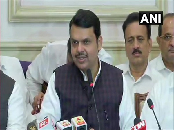 Devendra Fadnavis appears before Nagpur court in election affidavit case