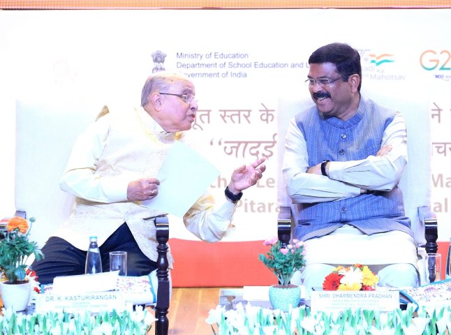 Pradhan urges NCERT to leverage technology to translate materials in ‘Jadui Pitara’ in mother tongue