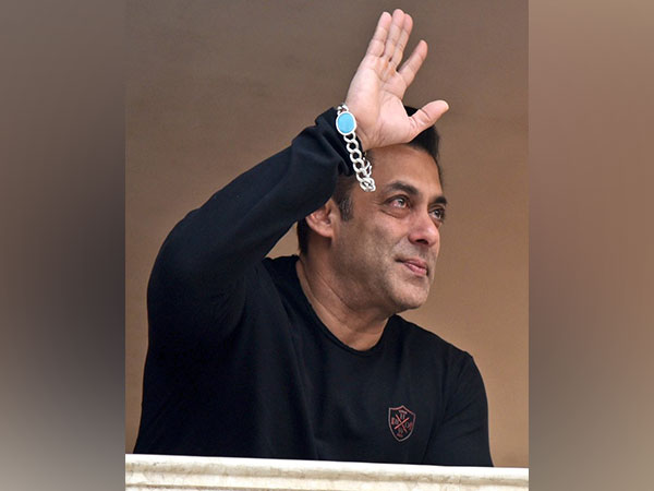 Mumbai Police beefs up security outside actor Salman Khan's residence after threat email
