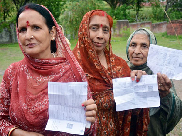 Lok Sabha polls: 68.27 per cent polling recorded in J-K's Udhampur amid rains