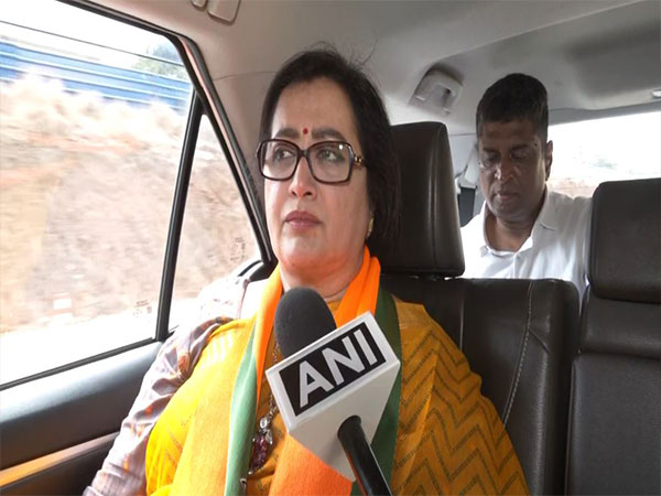 BJP leader Sumalatha Ambareesh expresses concern over murder of Congress corporator's daughter