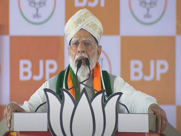Big, powerful people in country, abroad have united to remove Modi: PM at Karnataka rally