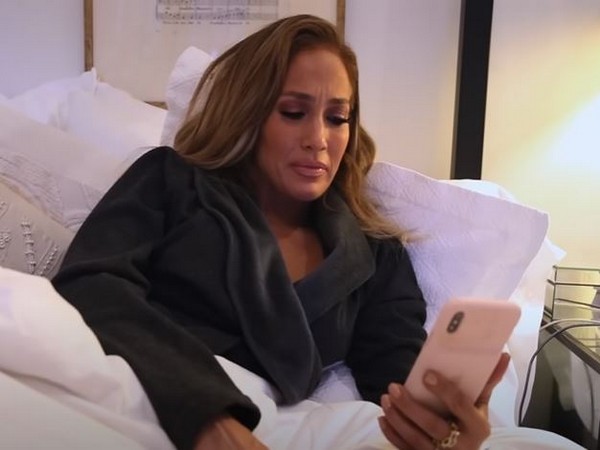 Jennifer Lopez breaks down over 2019 Oscars snub in 'Halftime' documentary trailer