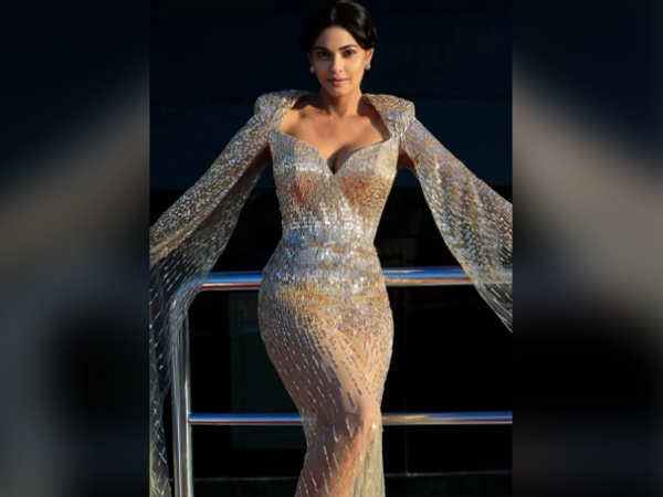 Meera Chopra makes her Cannes debut in golden outfit 